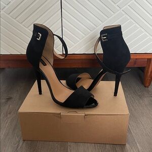 Zara Sandalia Black Stiletto Heels Size 7.5